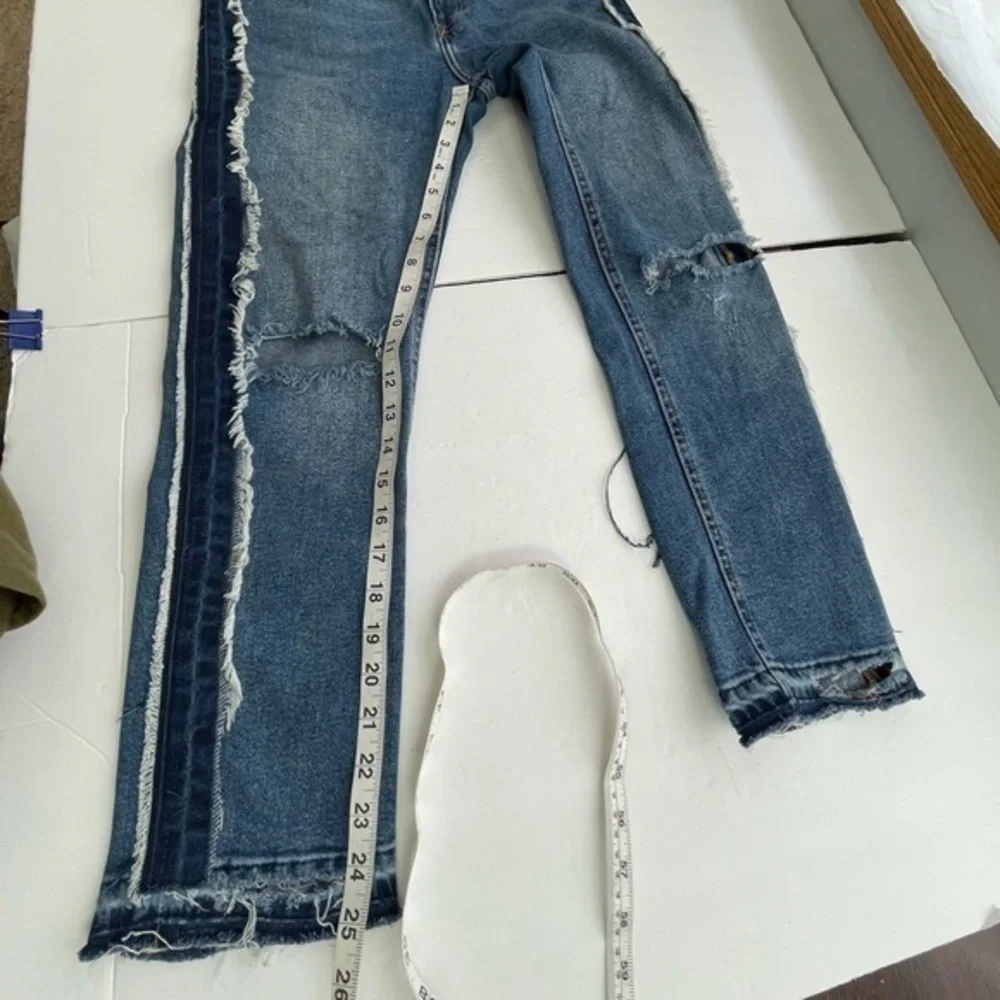 Zara Raw Hem Side Stripe Skinny Ankle‎ Jeans